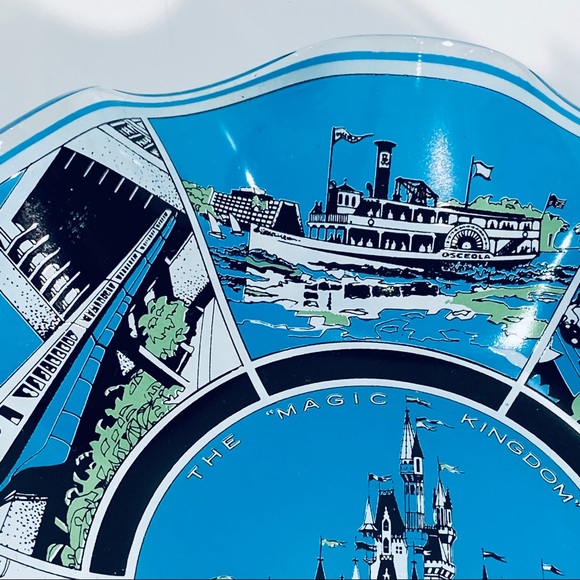 Walt Disney World Glass Candy Dish Bowl 1970’s - Picture 10 of 14